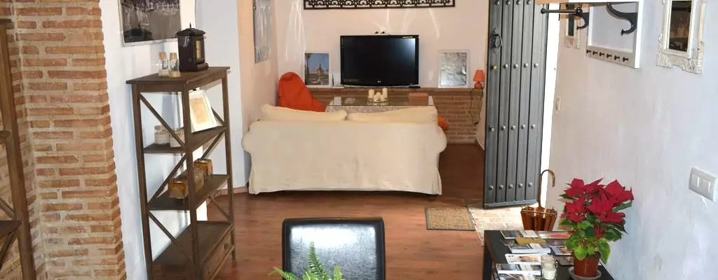 Sevilla-Cordoba Liefdes Nest 25867