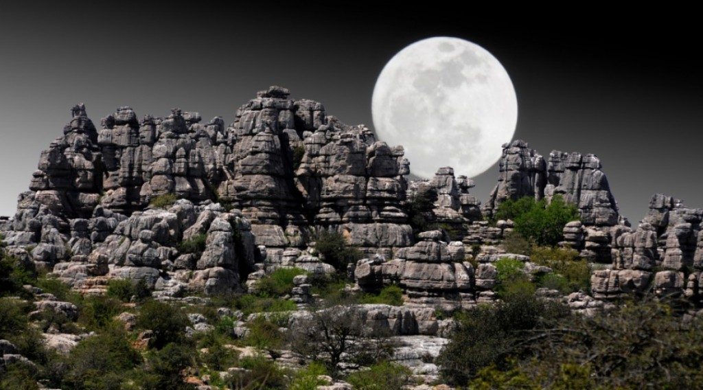 Wandelroutes langs spectaculaire rotsformaties – een geweldige natuurbeleving