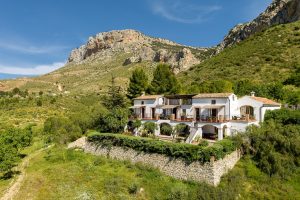 2-persoons appartement met uitzicht op het water in een gerestaureerde Andalusische hoeve in het merendistrict van Malaga