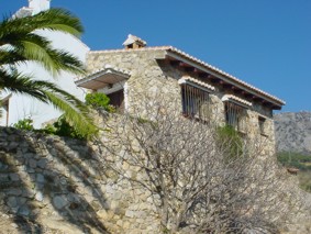 Cabaña de piedra weg van het massatoerisme en Spanje & Portugal