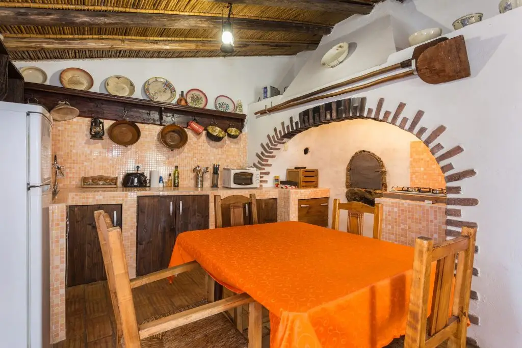 Huisje voor 2-3 personen, in een prachtige boerderij met geweldig uitzicht over de kust