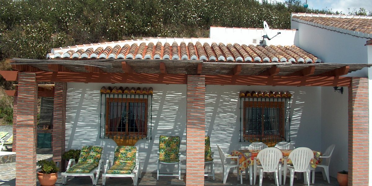 Idyllisch en prachtig landhuis in de bergen nabij Malaga