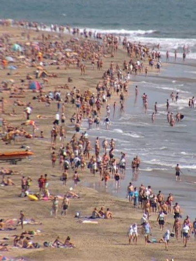 Massatoerisme op de stranden van de Canarische Eilanden